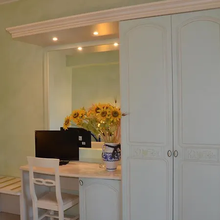 Kalos Hotel Giardini-Naxos