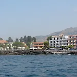 Kalos Hotel