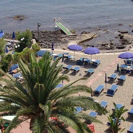 Szálloda Kalos Giardini-Naxos