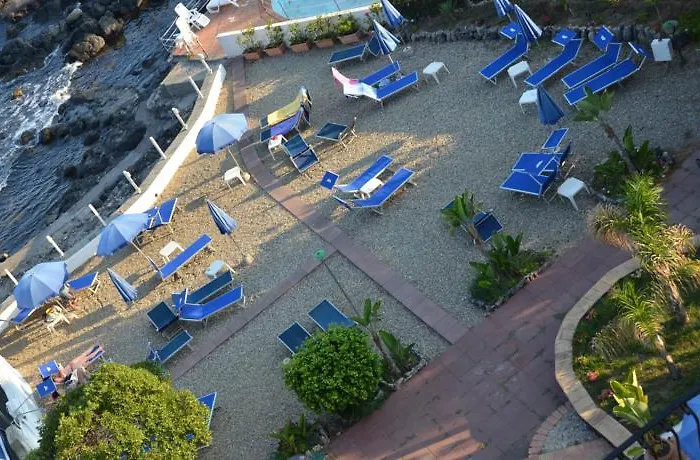 Kalos Giardini Naxos