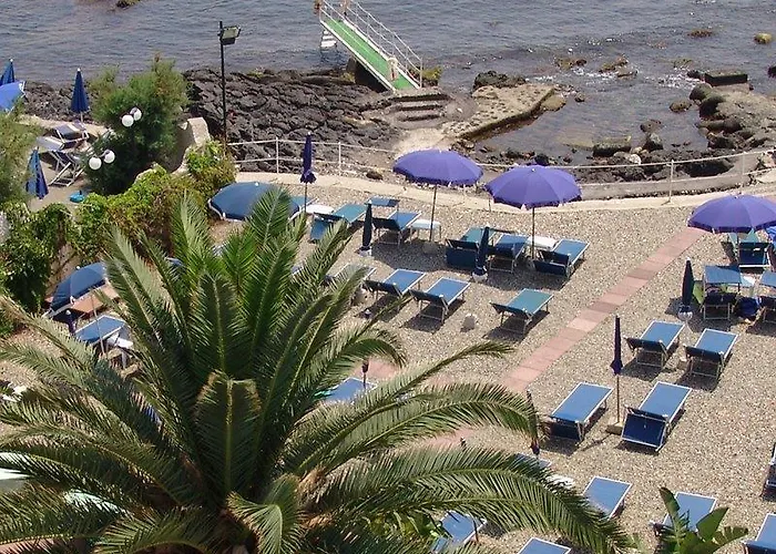 Hotel Kalos Giardini Naxos