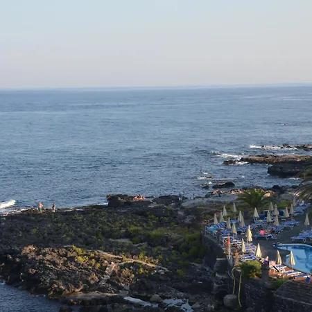 Kalos Giardini Naxos