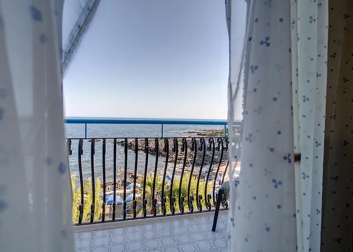 Kalos Giardini Naxos